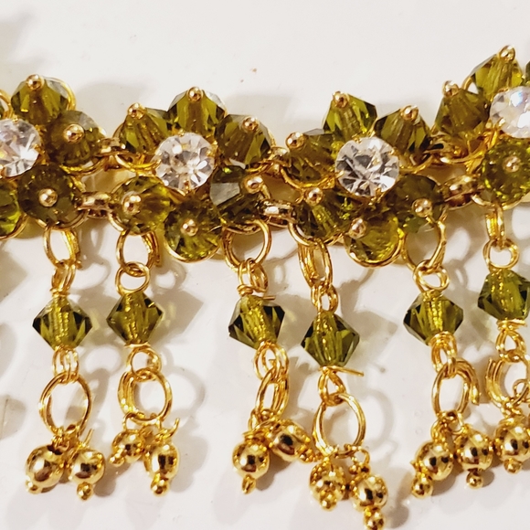 Vintage Asian peridot crystal flower adjustable silk tassel necklace flower 60's - Picture 6 of 16